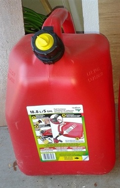 5 Gallon premium gas container.jpg